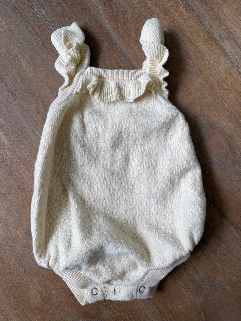 GAP butter yellow Ruffle Knit Baby Romper 3-6M